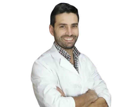 Imagen del Dr. Antonio S. Moreno Salazar, especialista en enfermedades del riñón en Cádiz, ofreciendo tratamiento y diagnóstico personalizado para problemas renales.
