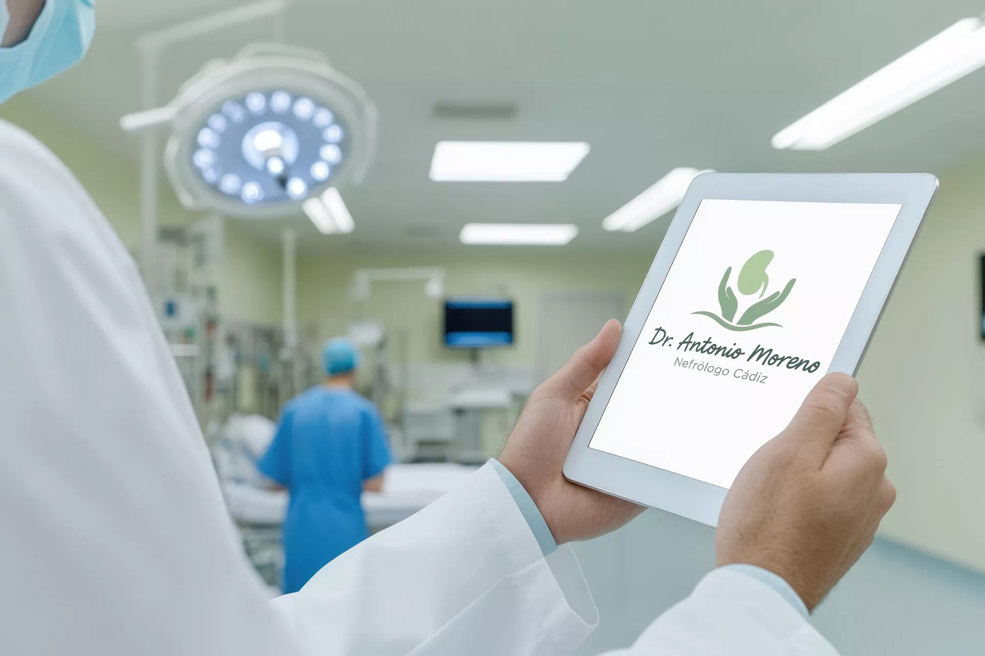 Imagen que invita a contactar con el Dr. Antonio S. Moreno Salazar, nefrólogo en Cádiz, para consultas sobre enfermedades renales y salud del riñón.